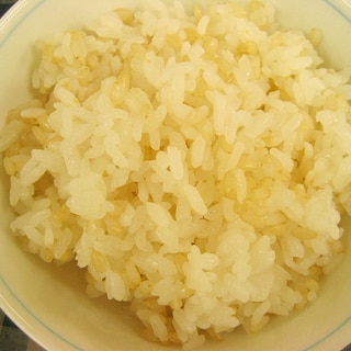 簡単！炊飯器で普通に炊く♫美味！【玄米＋白米ご飯】